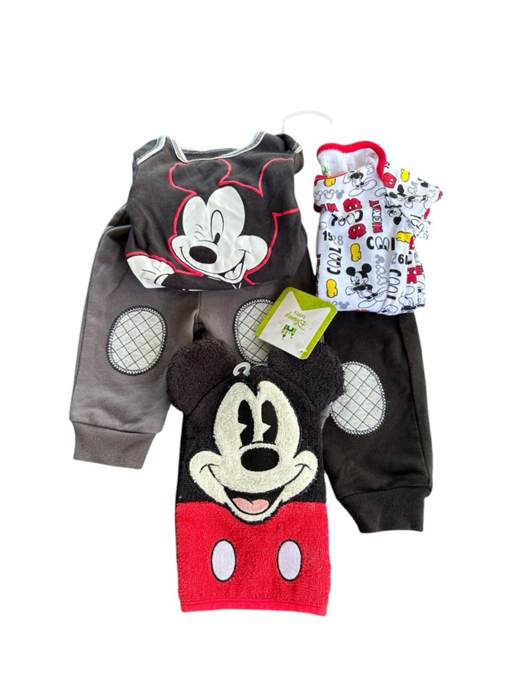 Disney Baby red and black unisex clothing and accessory bundle size 0 to 3 month
